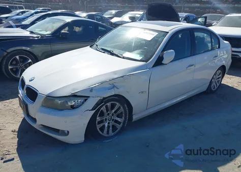 2009 BMW 328I z USA, uszkodzony, nr VIN WBAPH575X9NM34039
